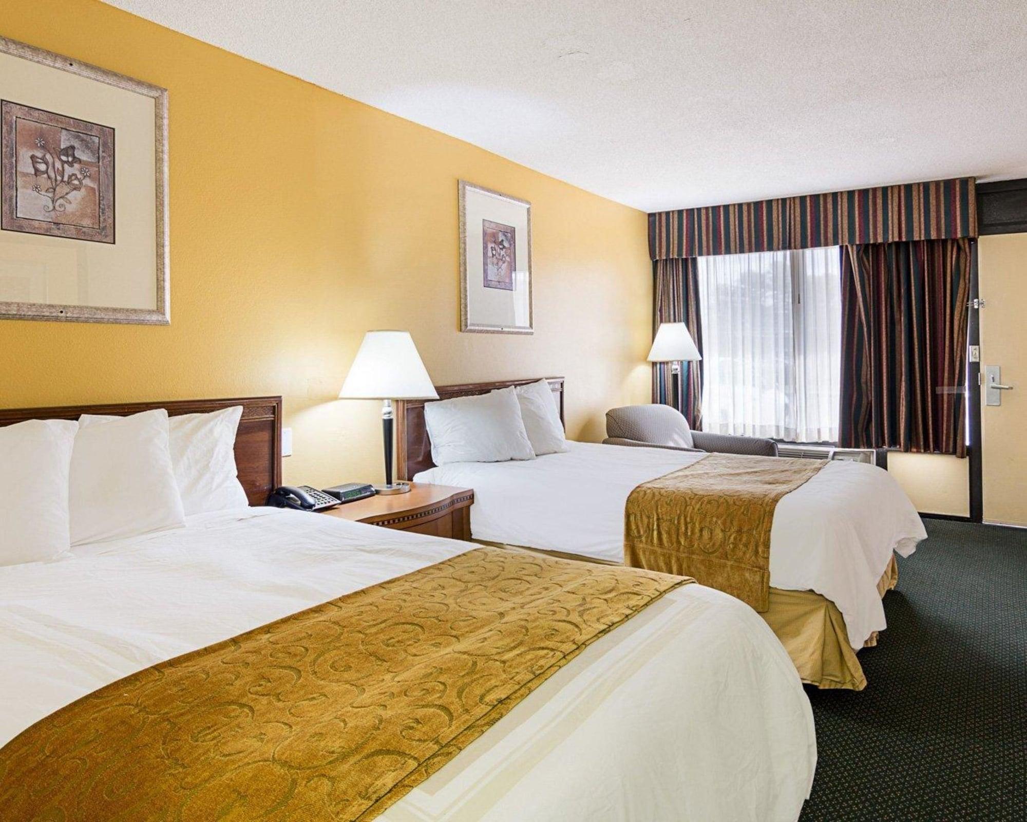 Days Inn & Suites By Wyndham Colonial Williamsburg Esterno foto
