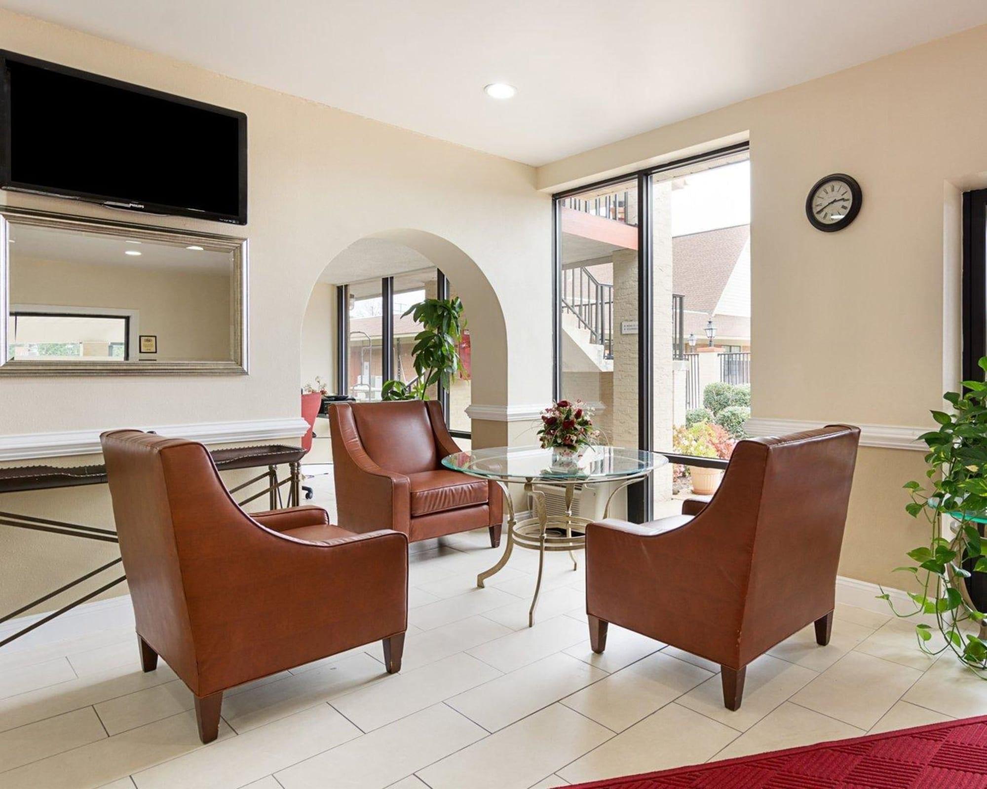 Days Inn & Suites By Wyndham Colonial Williamsburg Esterno foto