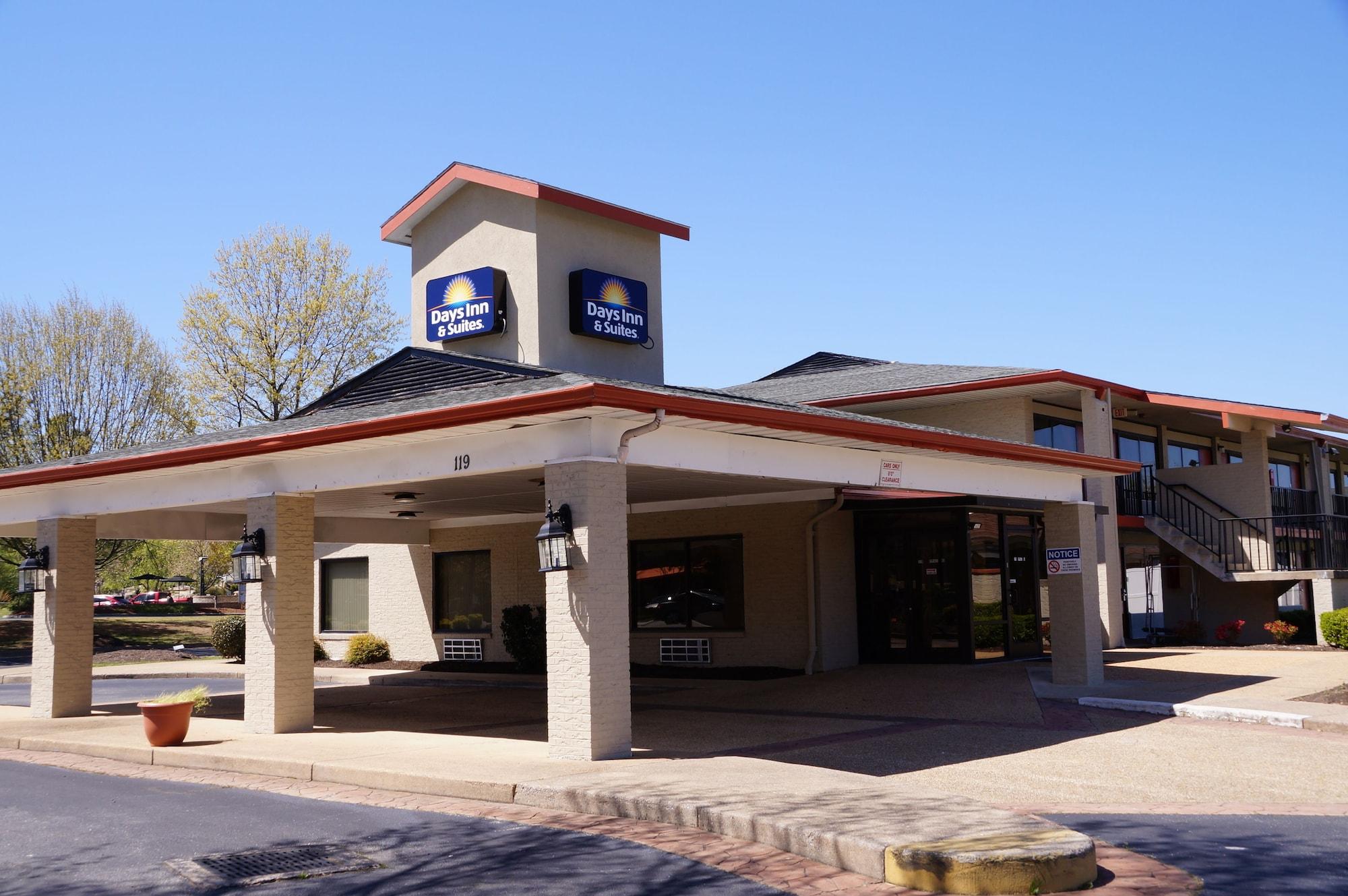 Days Inn & Suites By Wyndham Colonial Williamsburg Esterno foto