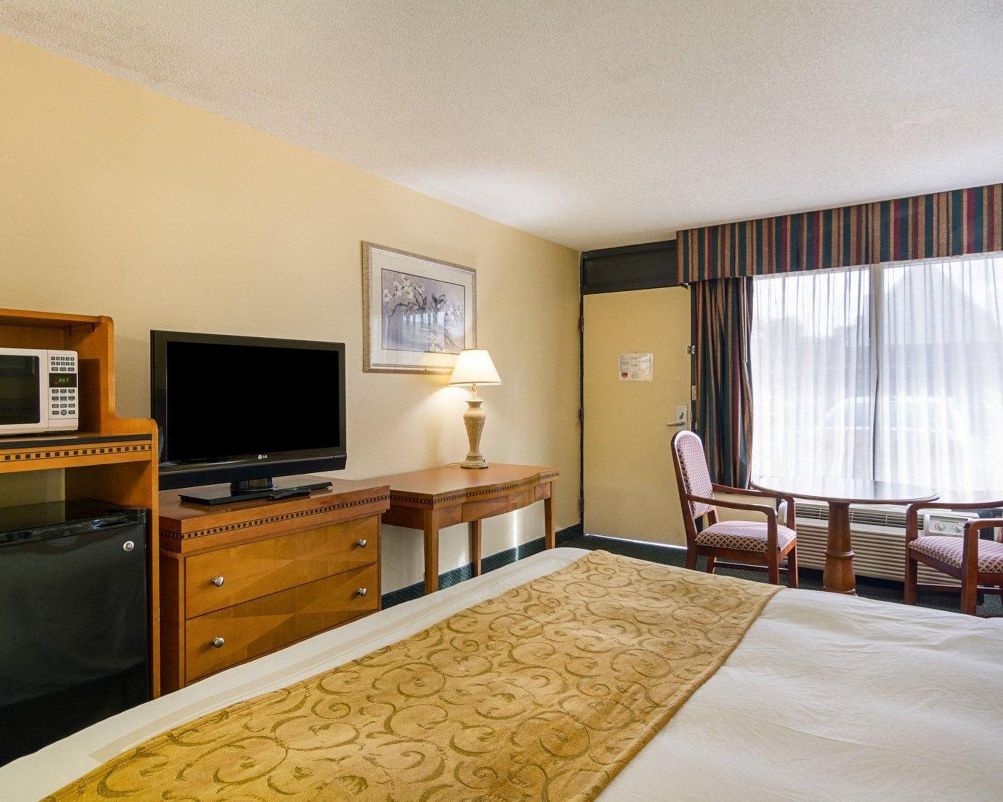 Days Inn & Suites By Wyndham Colonial Williamsburg Esterno foto