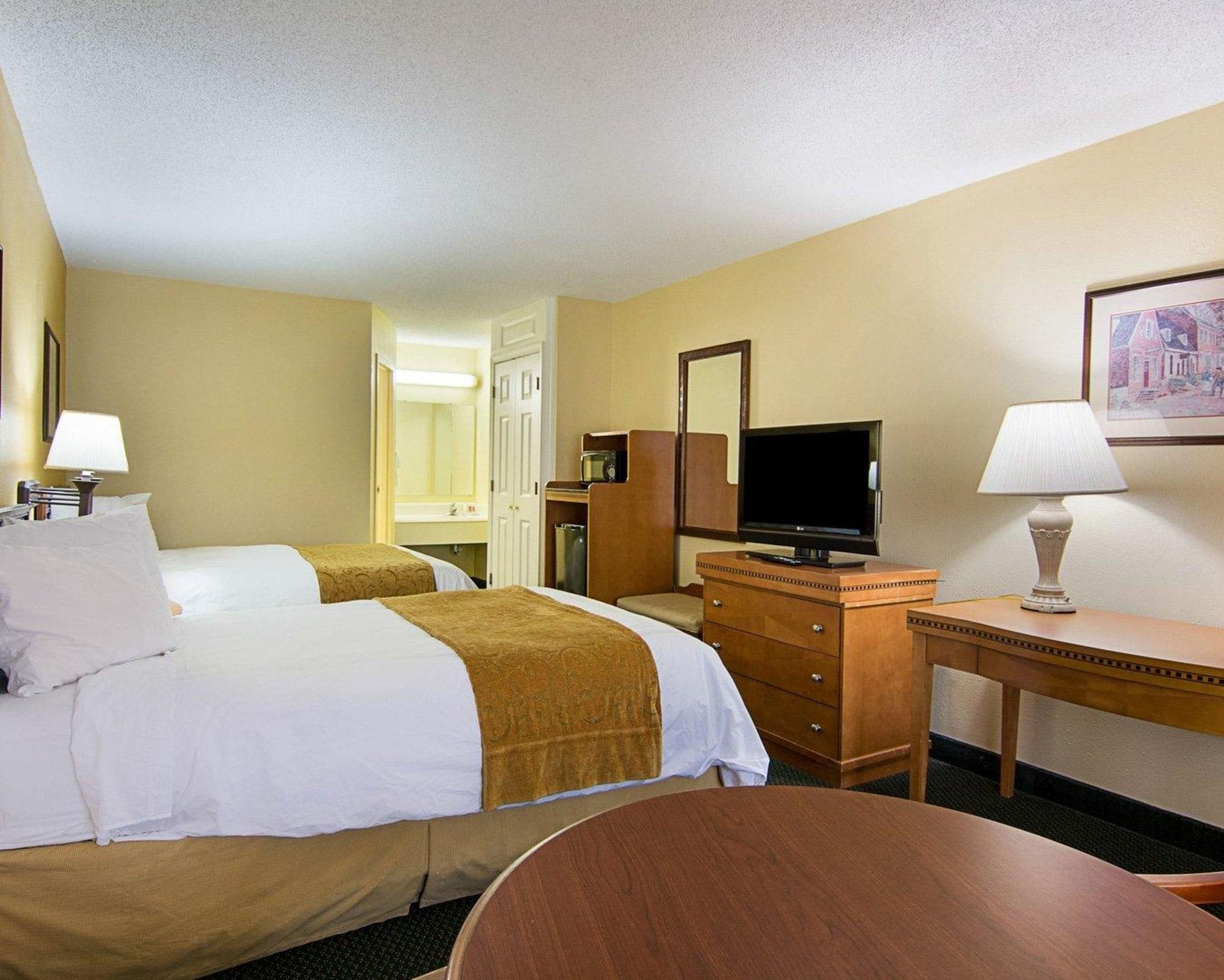 Days Inn & Suites By Wyndham Colonial Williamsburg Esterno foto