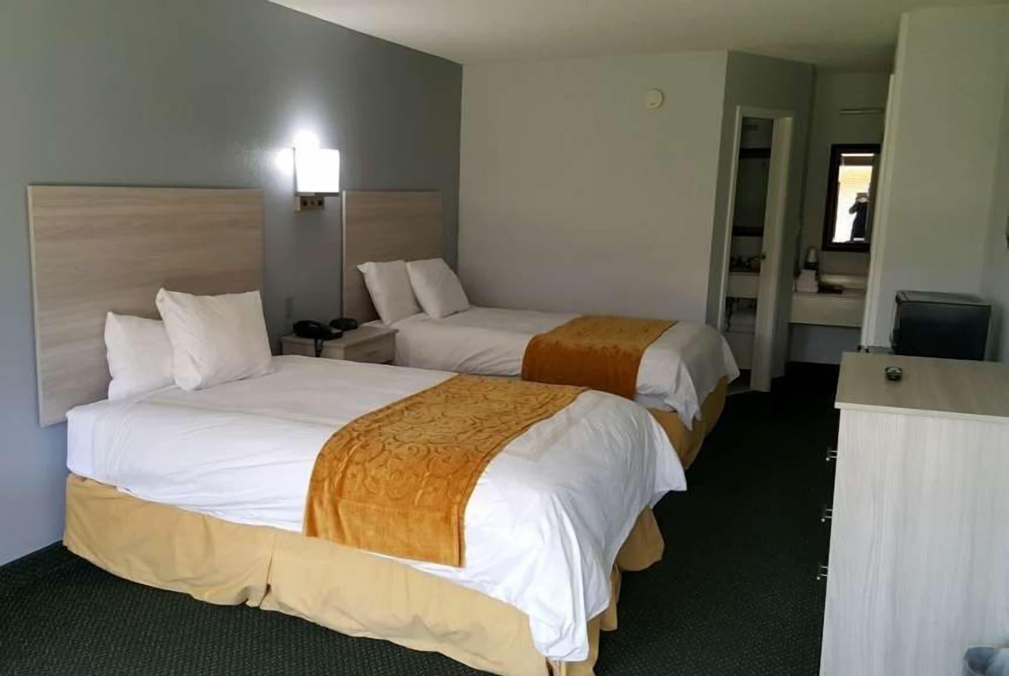 Days Inn & Suites By Wyndham Colonial Williamsburg Esterno foto